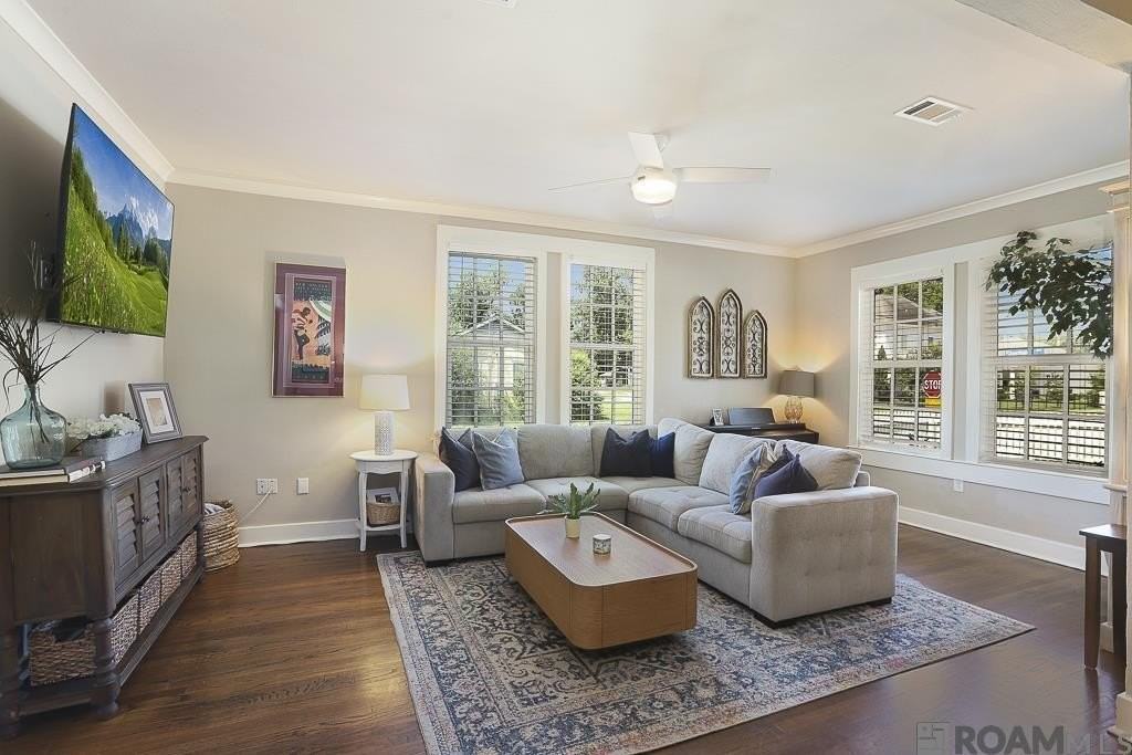 1408 Stephens Ave - Photo 5 of 20