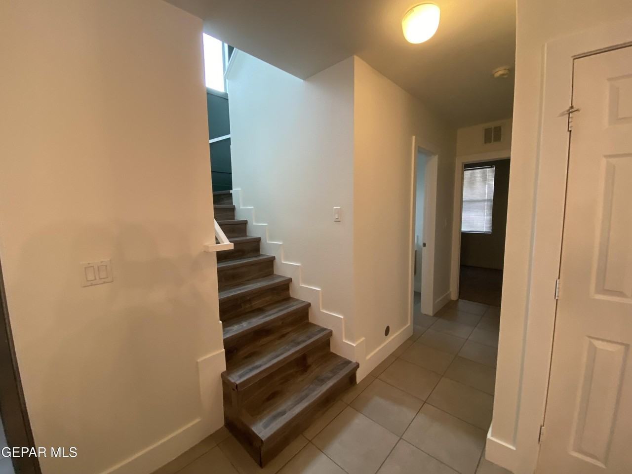 3604 Keltner Ave #B - Photo 5 of 19