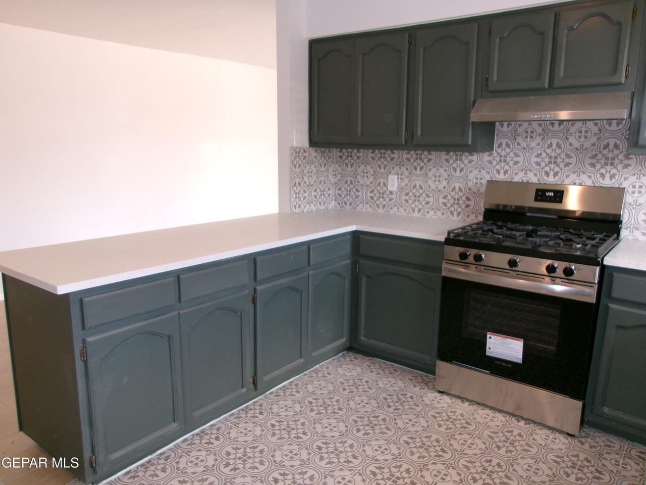 5649 Cory Dr #B - Photo 3 of 14