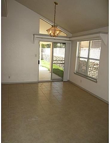 1468 Plaza Verde Dr - Photo 3 of 19