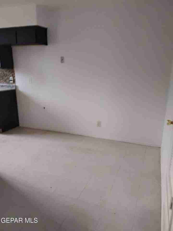 8901 Ankerson St - Photo 7 of 14
