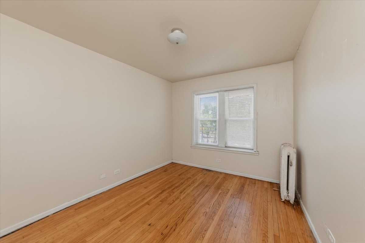 2200 N Knox Ave #1 - Photo 2 of 12