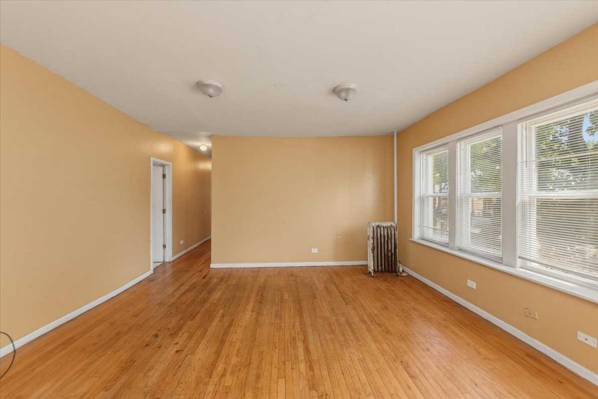 2200 N Knox Ave #1 - Photo 5 of 12