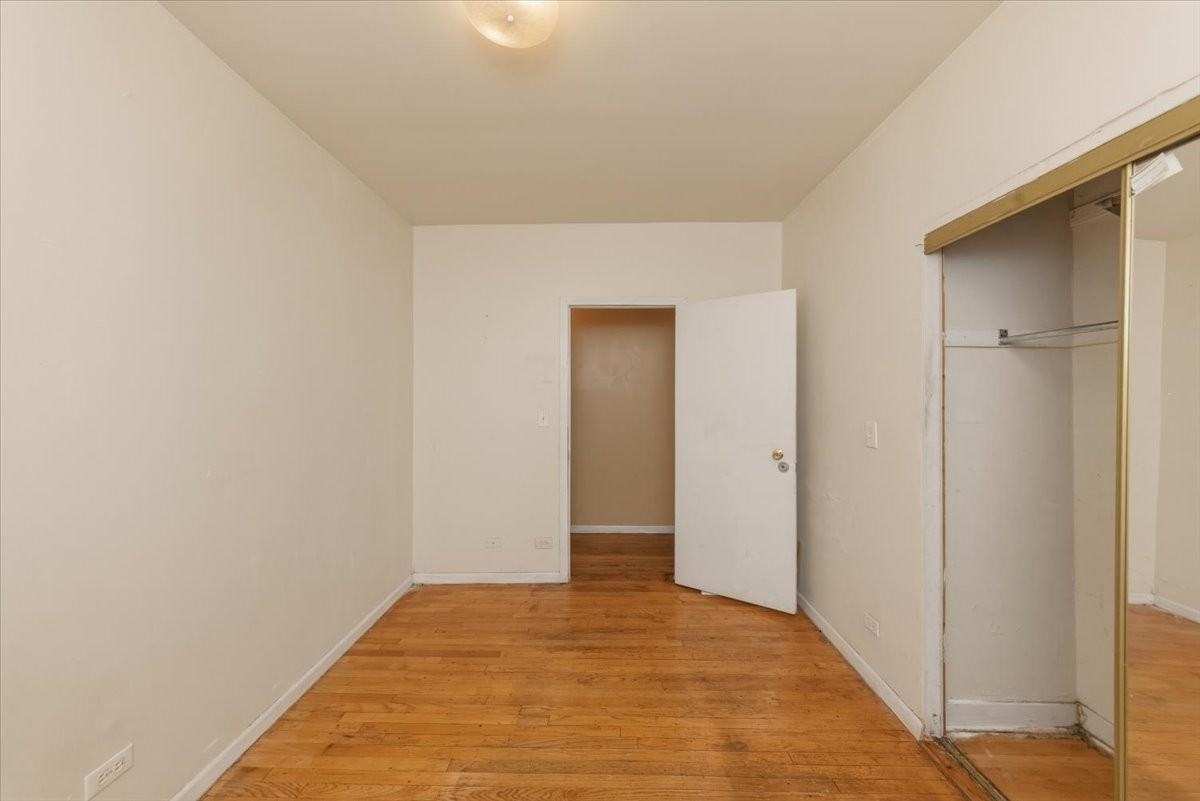 2200 N Knox Ave #1 - Photo 6 of 12