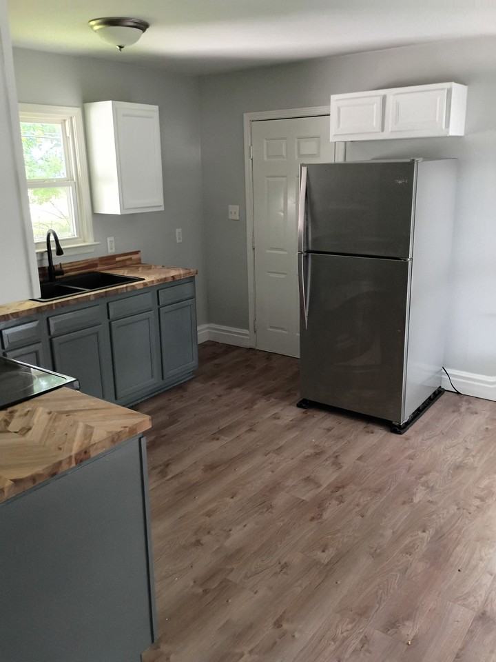 1895 Wayside Park #1895 - Photo 3 of 14