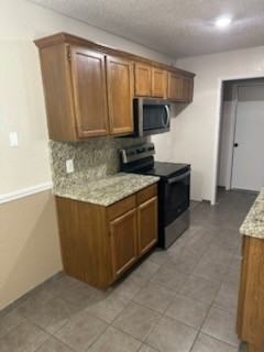 4109 Fossil Ridge Dr #1 - Photo 5 of 12