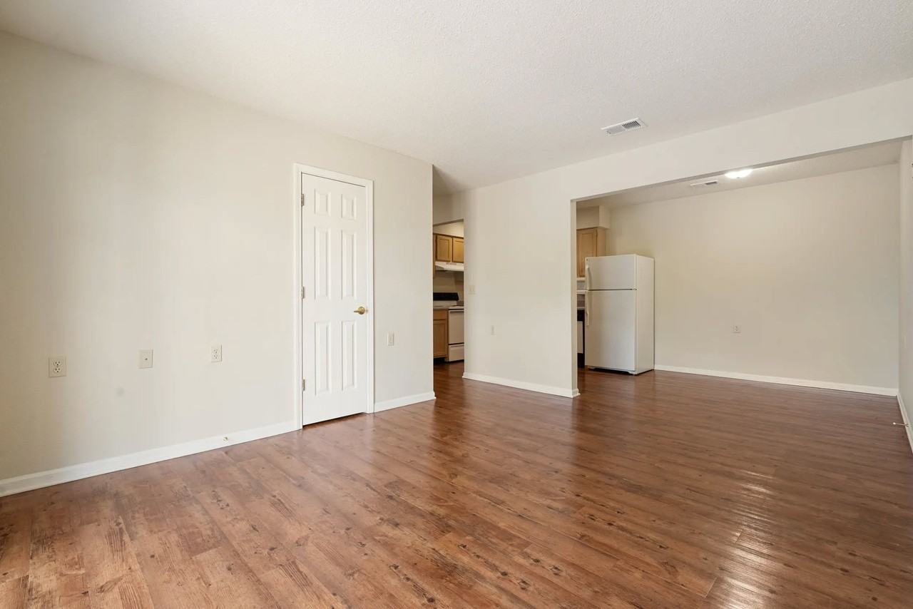 Mexico Meadows Apartments - Photo 2 of 14