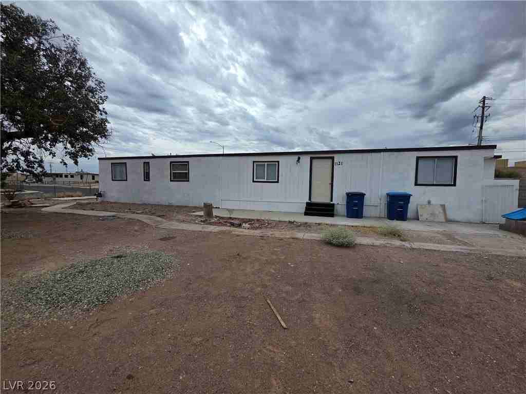 1121 Pawnee Ln - Photo 3 of 50
