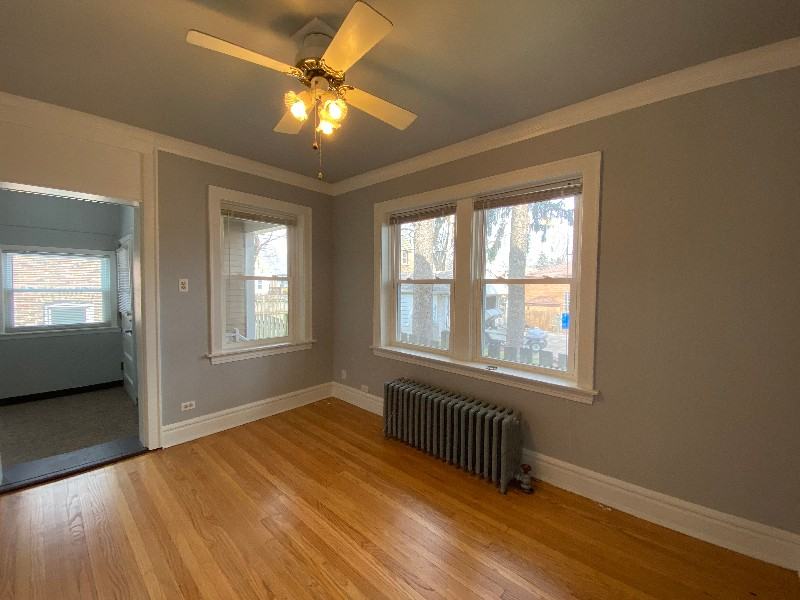 9436 Lincoln Ave - Photo 6 of 15