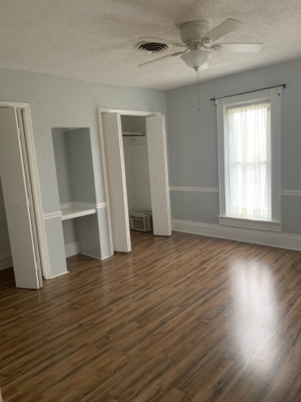 514 1/2 Eben Ave - Photo 4 of 6