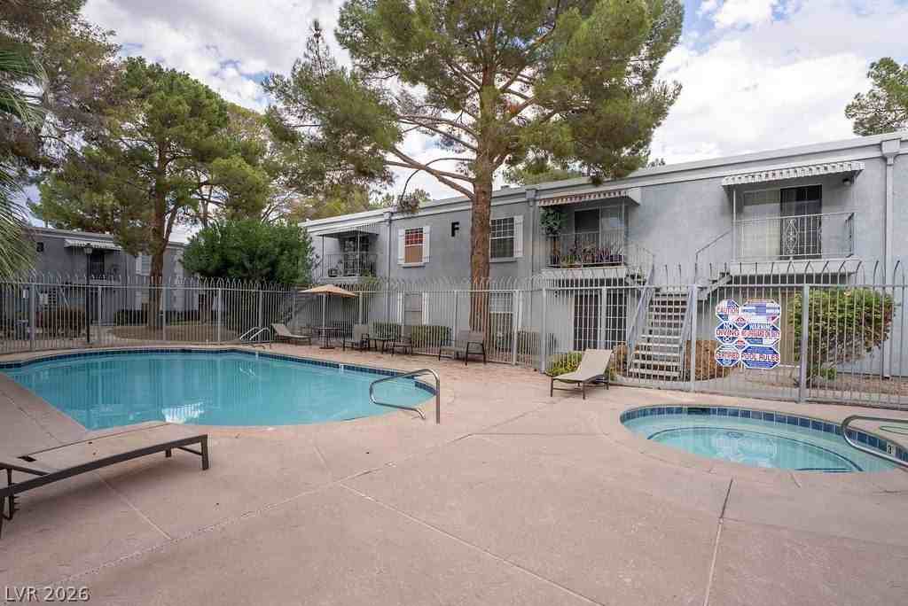 3823 S Maryland Pkwy #B2 - Photo 7 of 30