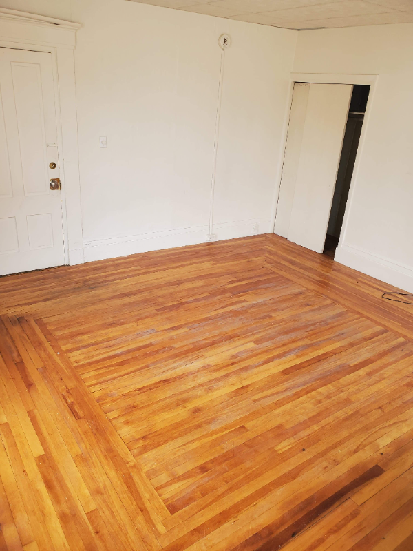 494 Pine St #1 - Photo 4 of 7