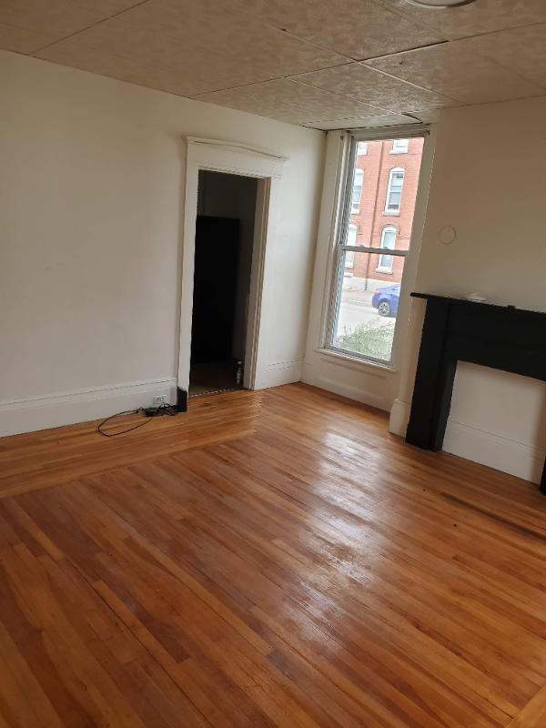 494 Pine St #1 - Photo 5 of 7