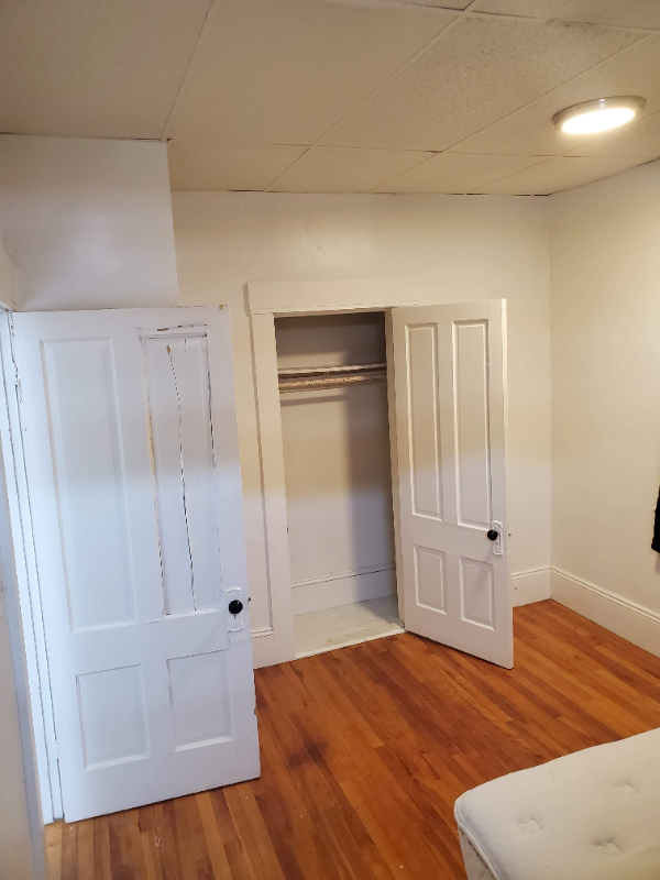 494 Pine St #1 - Photo 6 of 7