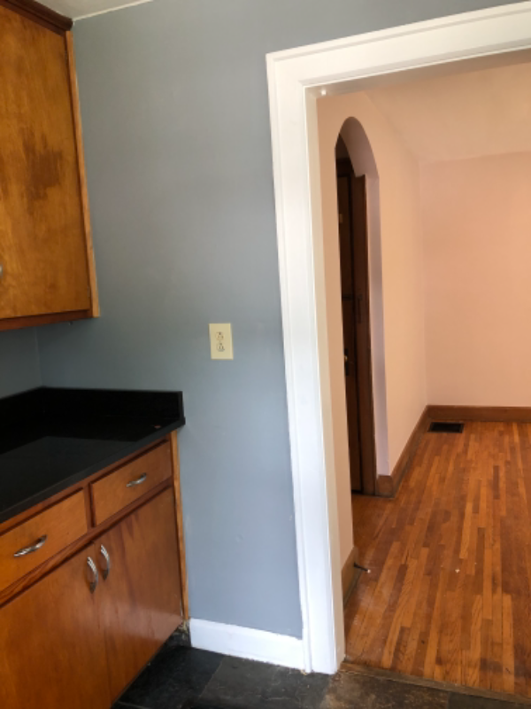 1840 W 5th Ave - Photo 3 of 15