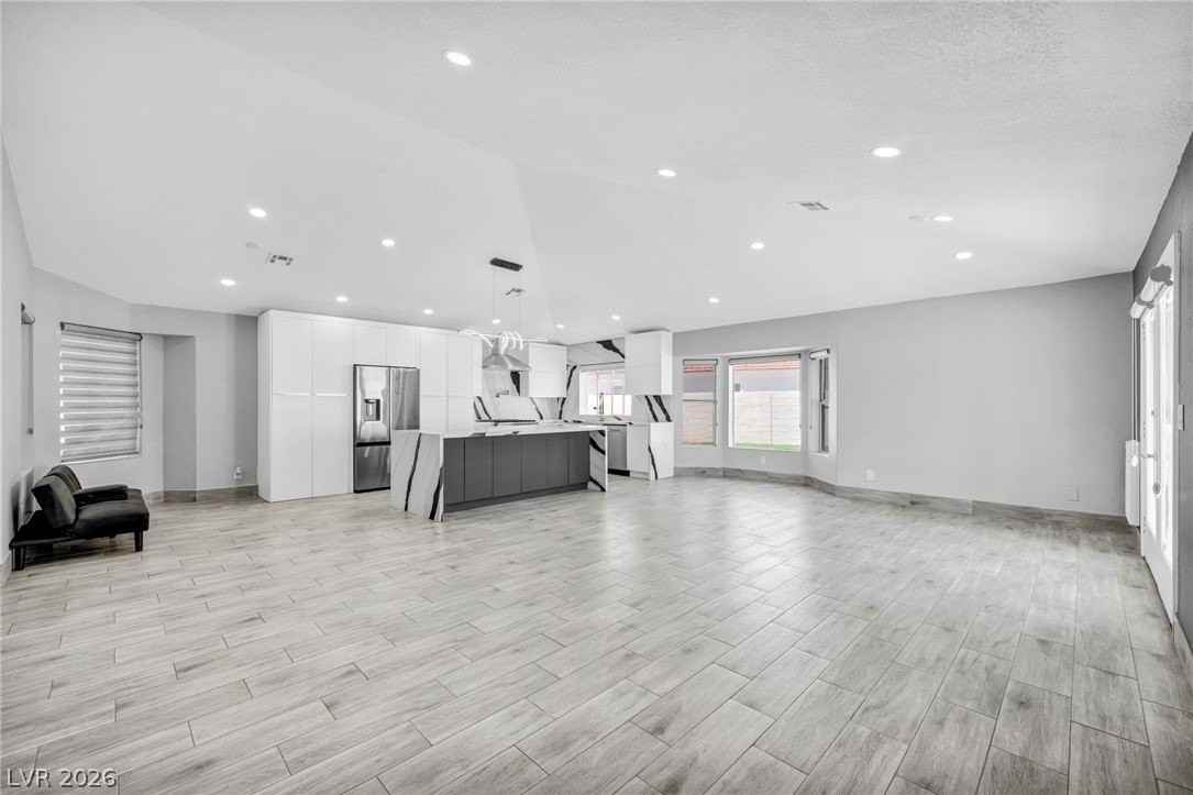3000 Blue Fin Cir - Photo 4 of 50