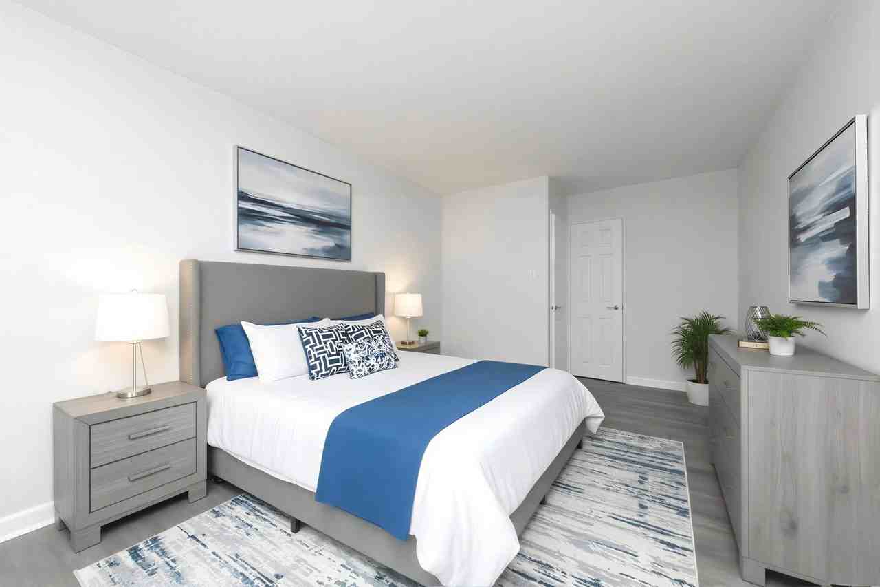 Walker Court Apartments - Photo 5 of 10