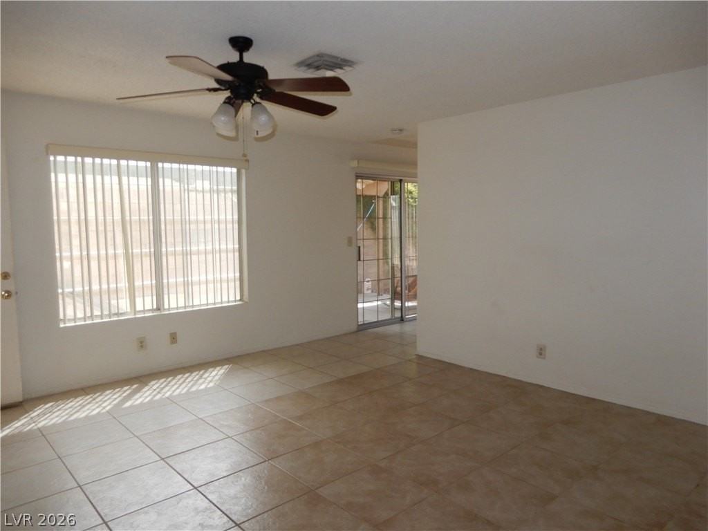 4431 Honeydew Cir - Photo 3 of 12