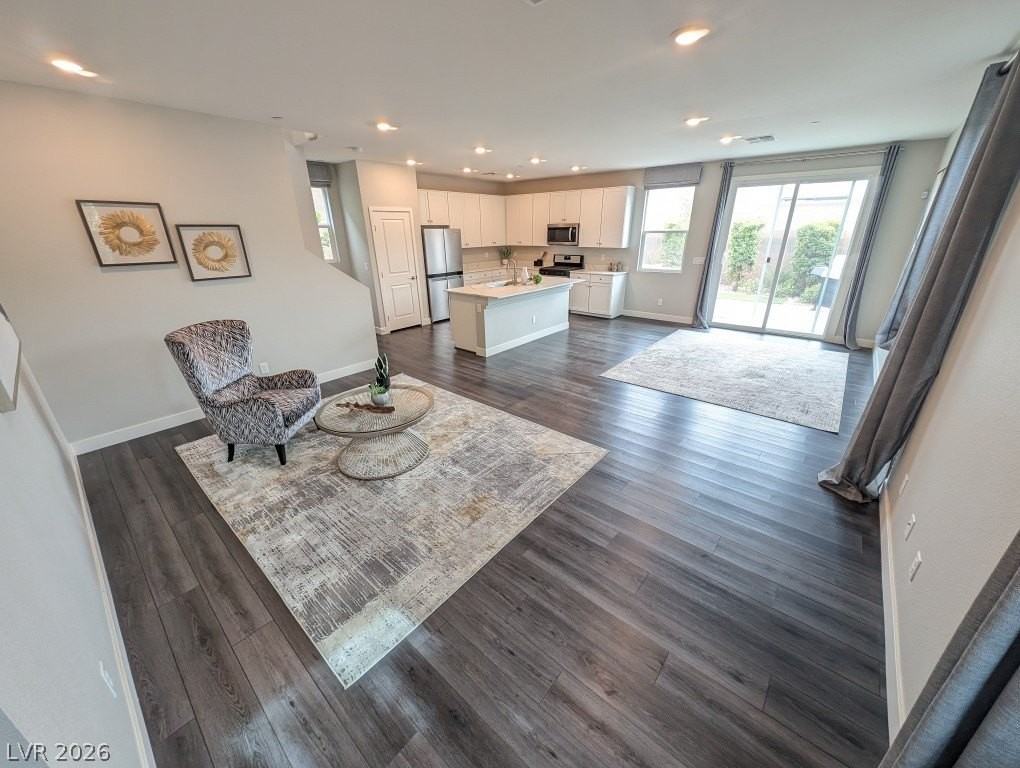 10795 Gentle Crest Ave - Photo 3 of 35