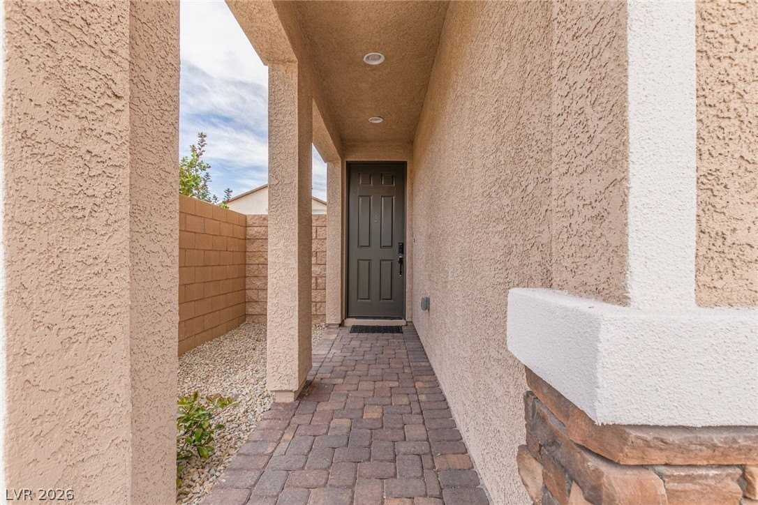 10212 Starlit Canyon Ct - Photo 2 of 34