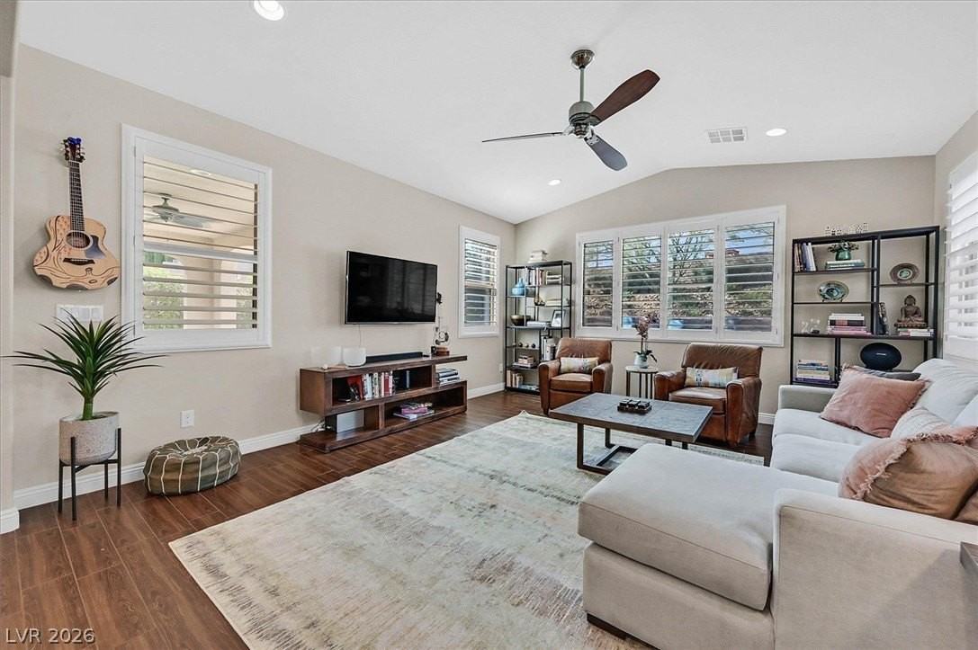 12270 Sandy Peak Ave - Photo 5 of 50