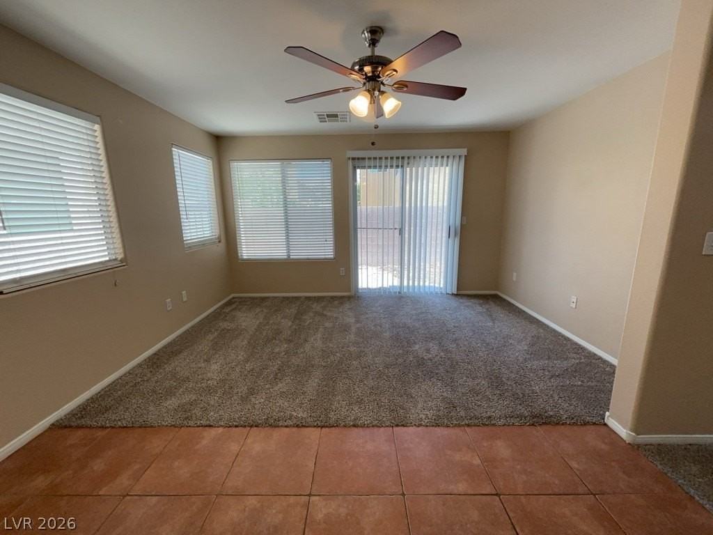 5680 Woods Crossing St - Photo 5 of 13