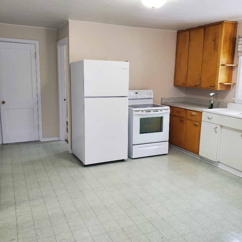 622 3rd Ave E - Photo 6 of 12