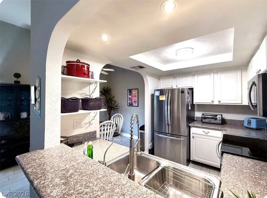 2511 Sunfish Dr #D - Photo 2 of 15