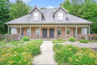 18503 148th Ave - Photo 1 of 1