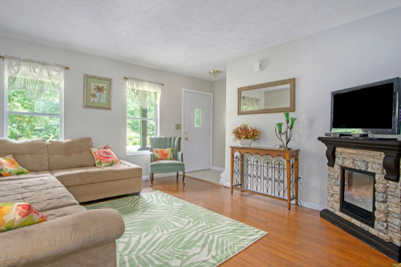 18503 148th Ave - Photo 7 of 24