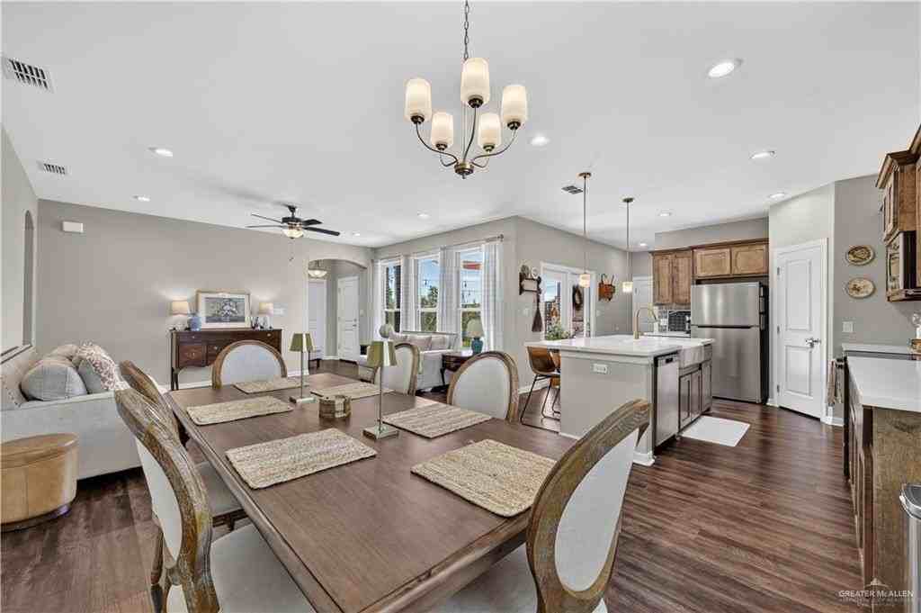 14106 Boykin Creek Rd - Photo 6 of 17