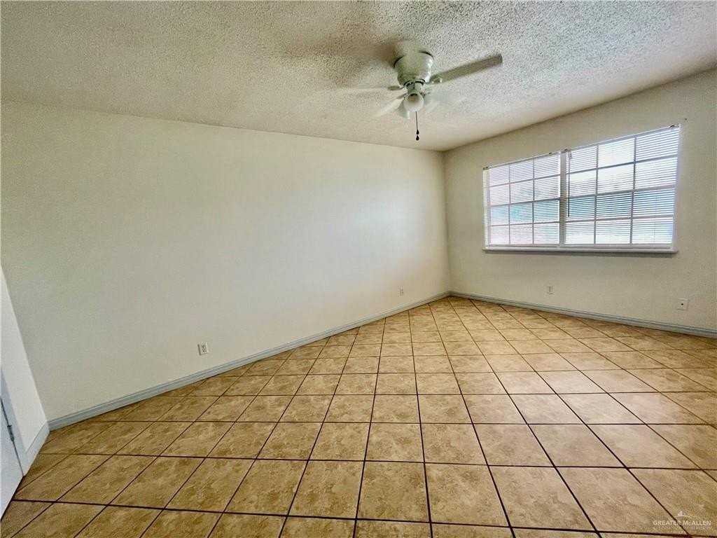 825 Santa Isabel Blvd #C8 - Photo 5 of 8