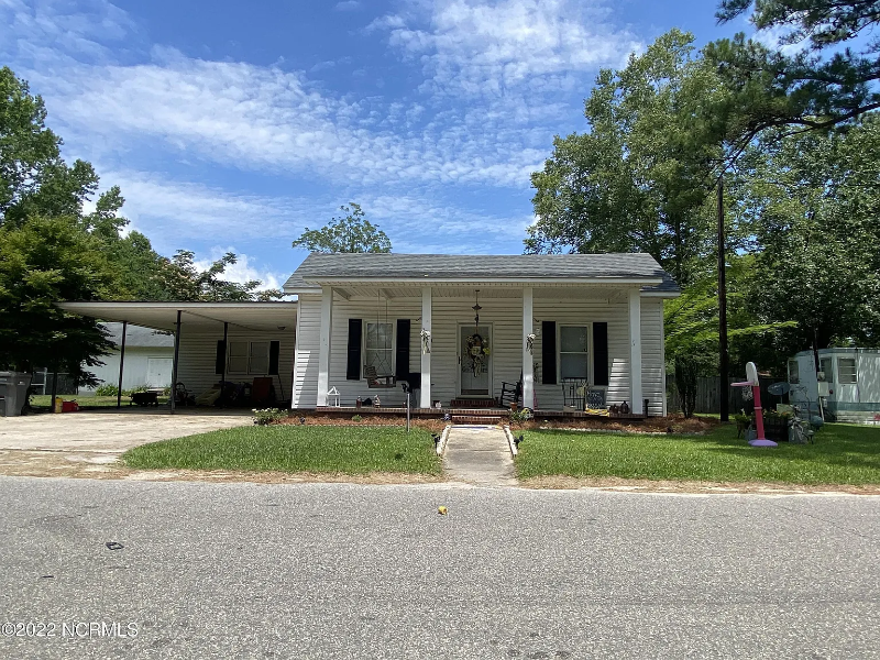220 W 3rd Ave