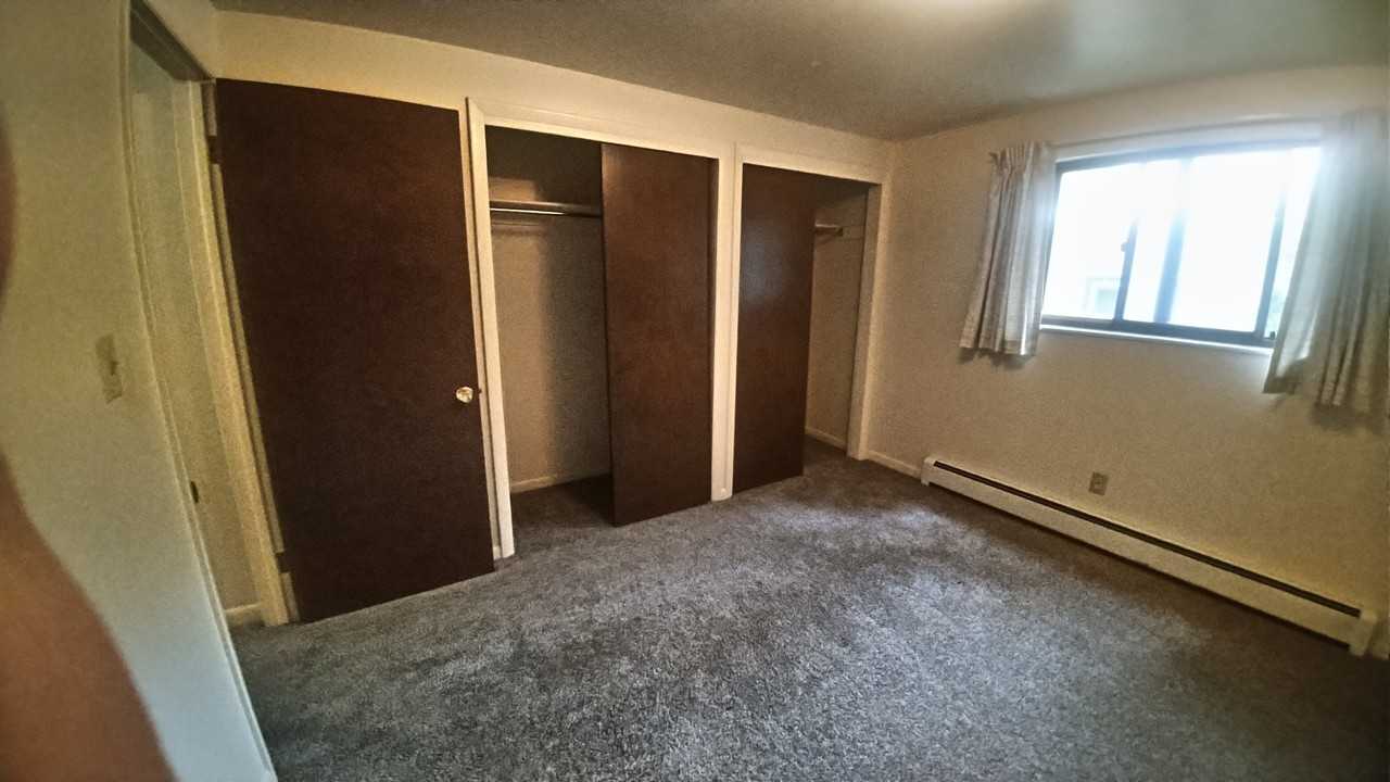 331 E Magnolia St - Photo 7 of 13