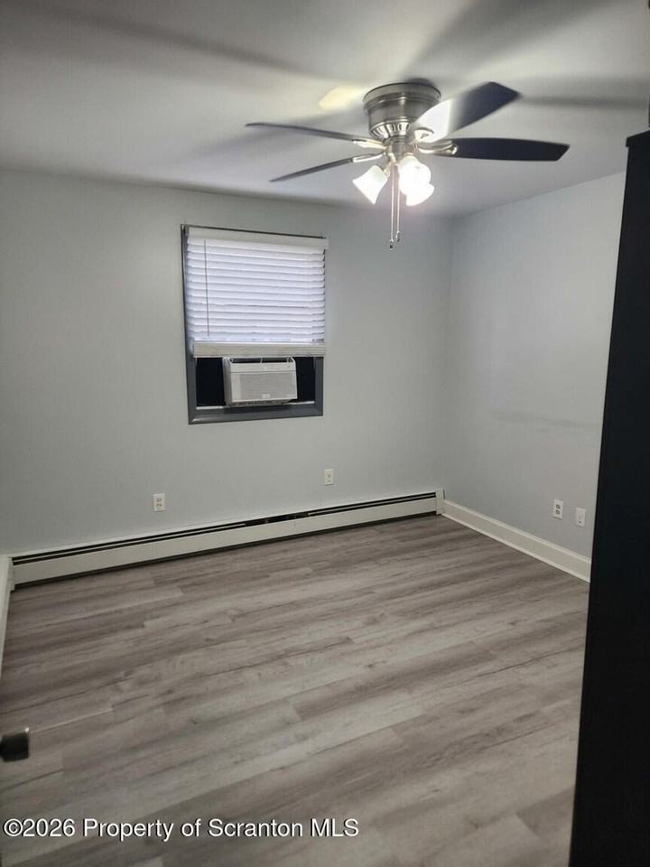 16 Watkins St #A - Photo 7 of 10