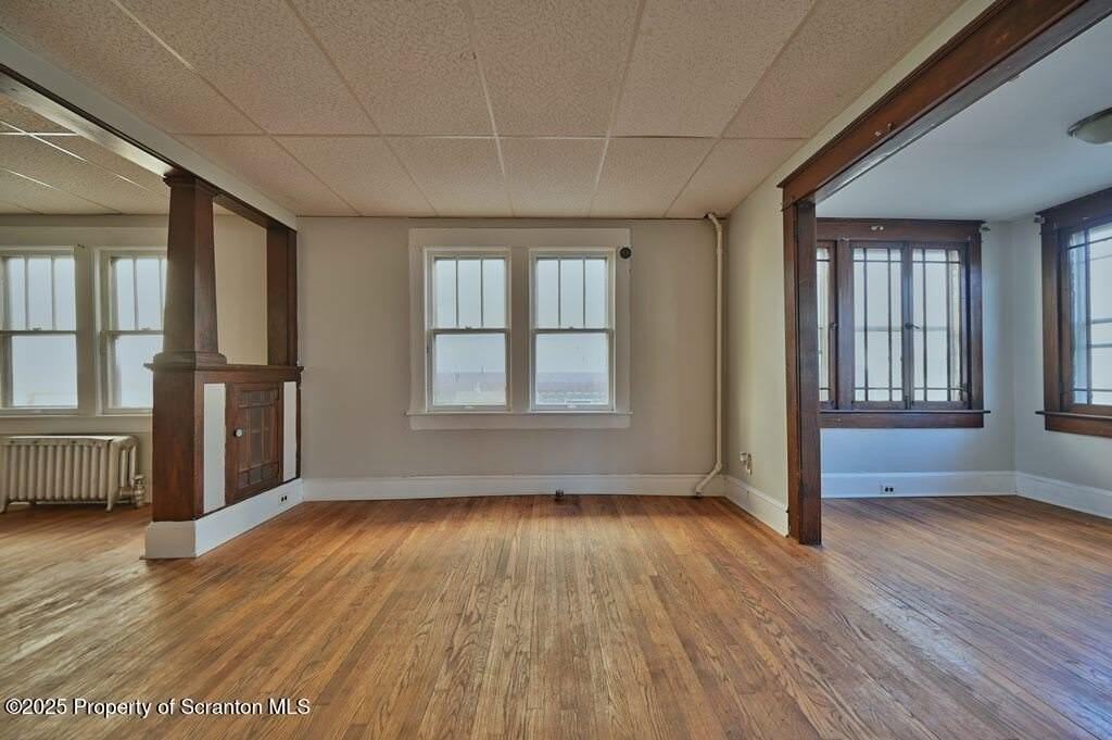 416 E Market St - Photo 5 of 39