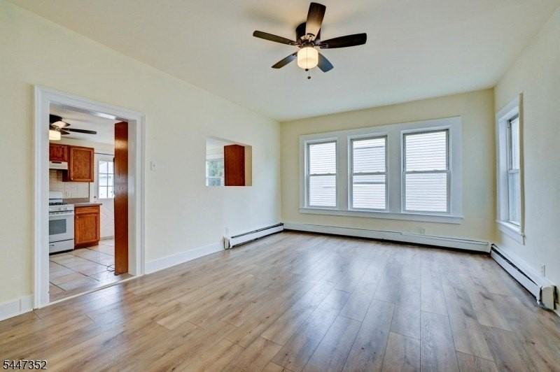 127 Main St #A - Photo 5 of 23