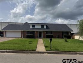 1311 Larkspur Ln - Photo 1 of 1