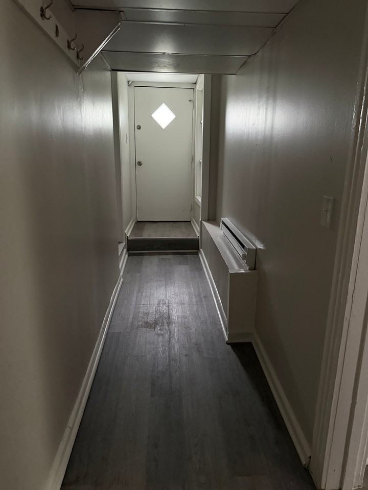 102 High St #B - Photo 5 of 13