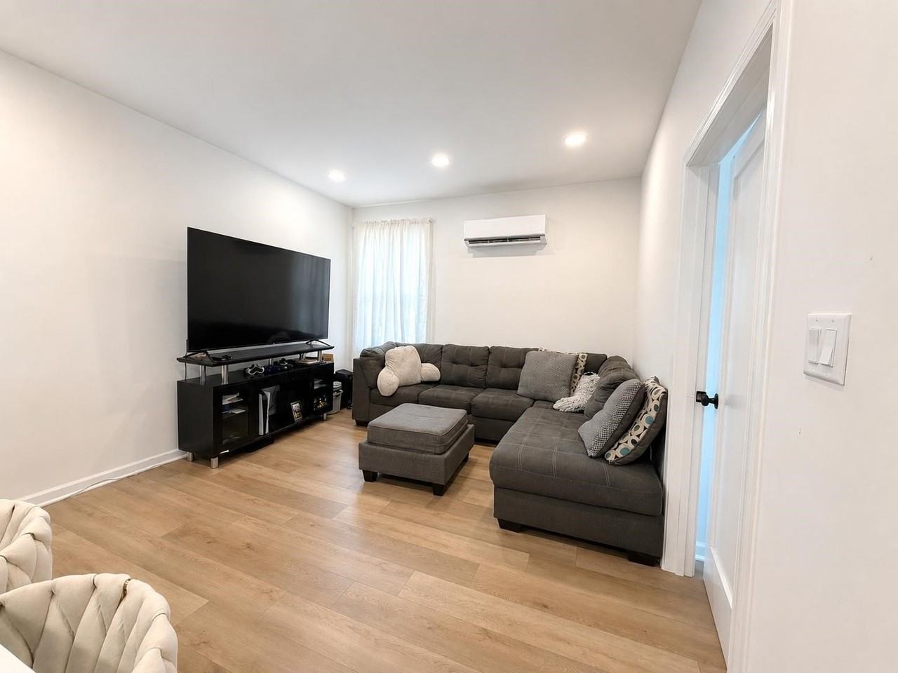 4314 Kennedy Blvd #1 - Photo 2 of 17