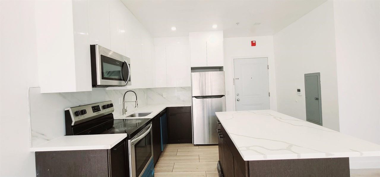 30 Howe Ave #206 - Photo 3 of 9