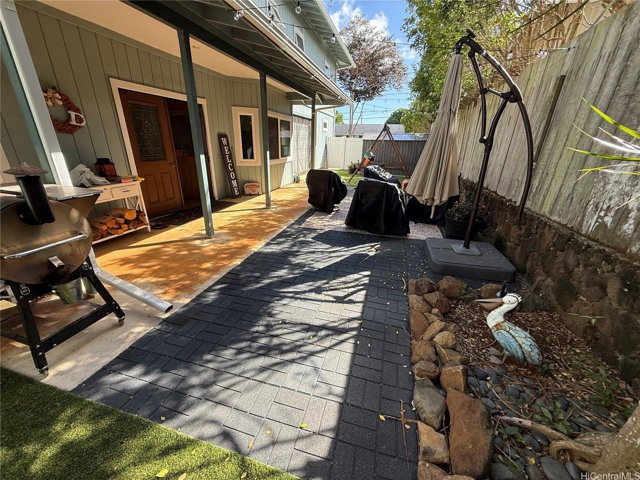 1268 Ulupii St - Photo 4 of 25