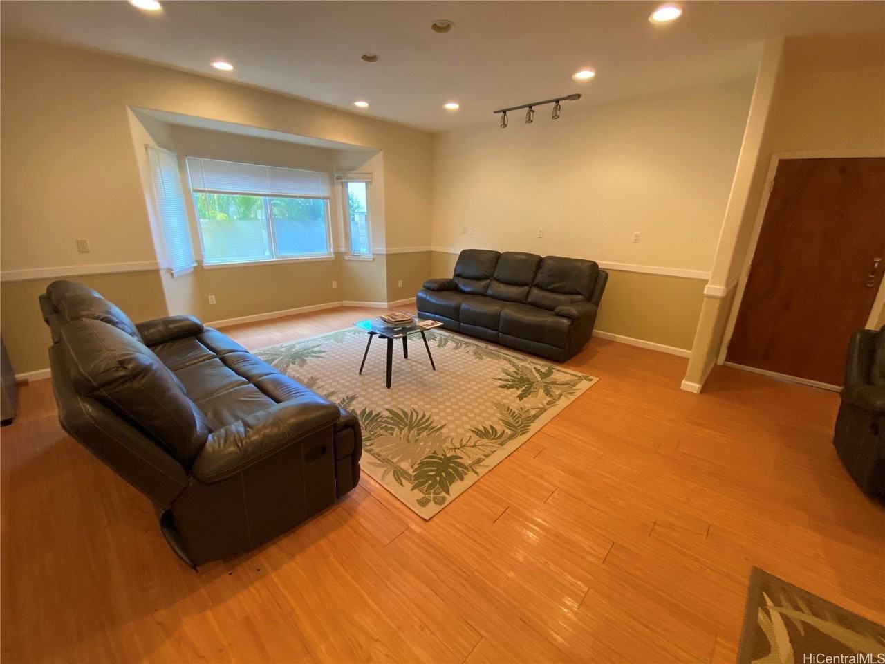 1268 Ulupii St - Photo 6 of 25