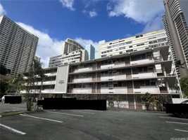 featured image of 1867 Kaioo Dr #307
