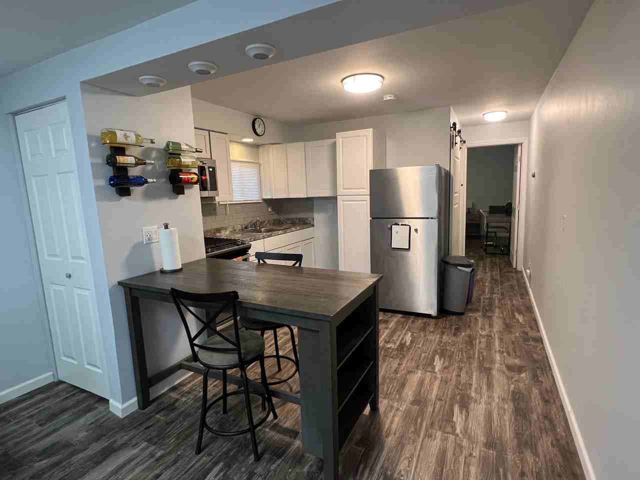 1401 Evergreen Ave #1401 - Photo 2 of 4