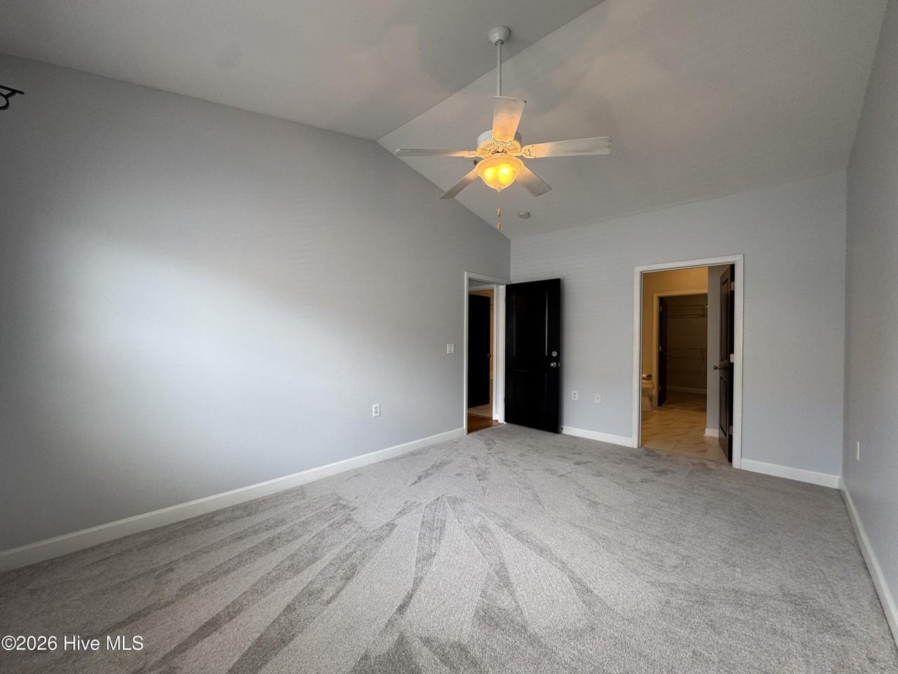 618 Condo Club Dr #307 - Photo 7 of 13