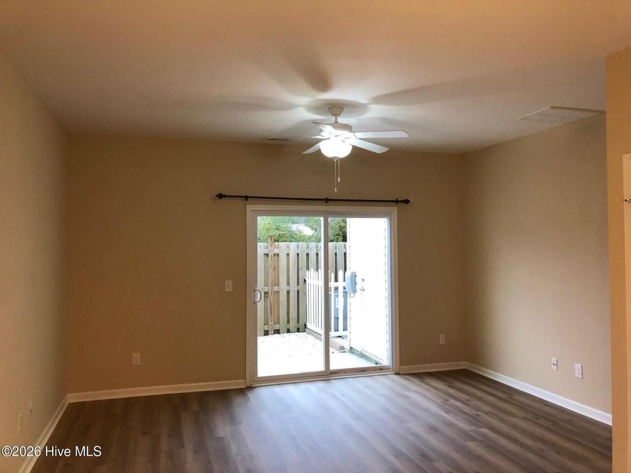 4519 Exuma Ln - Photo 4 of 16
