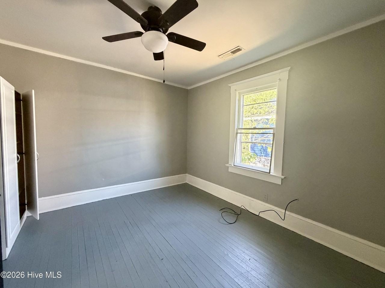 414 Bladen St - Photo 3 of 9