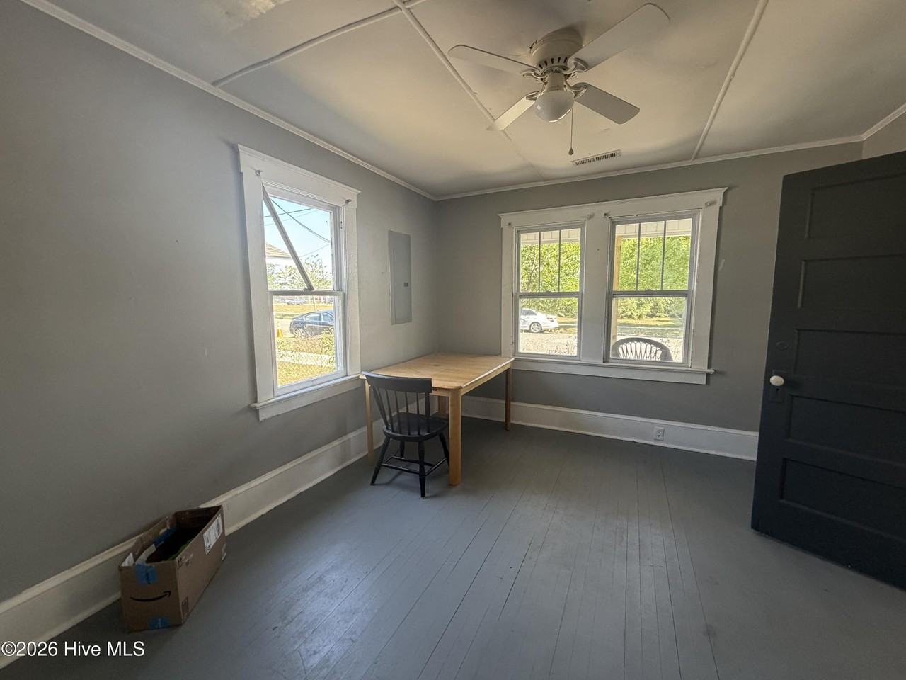 414 Bladen St - Photo 4 of 9