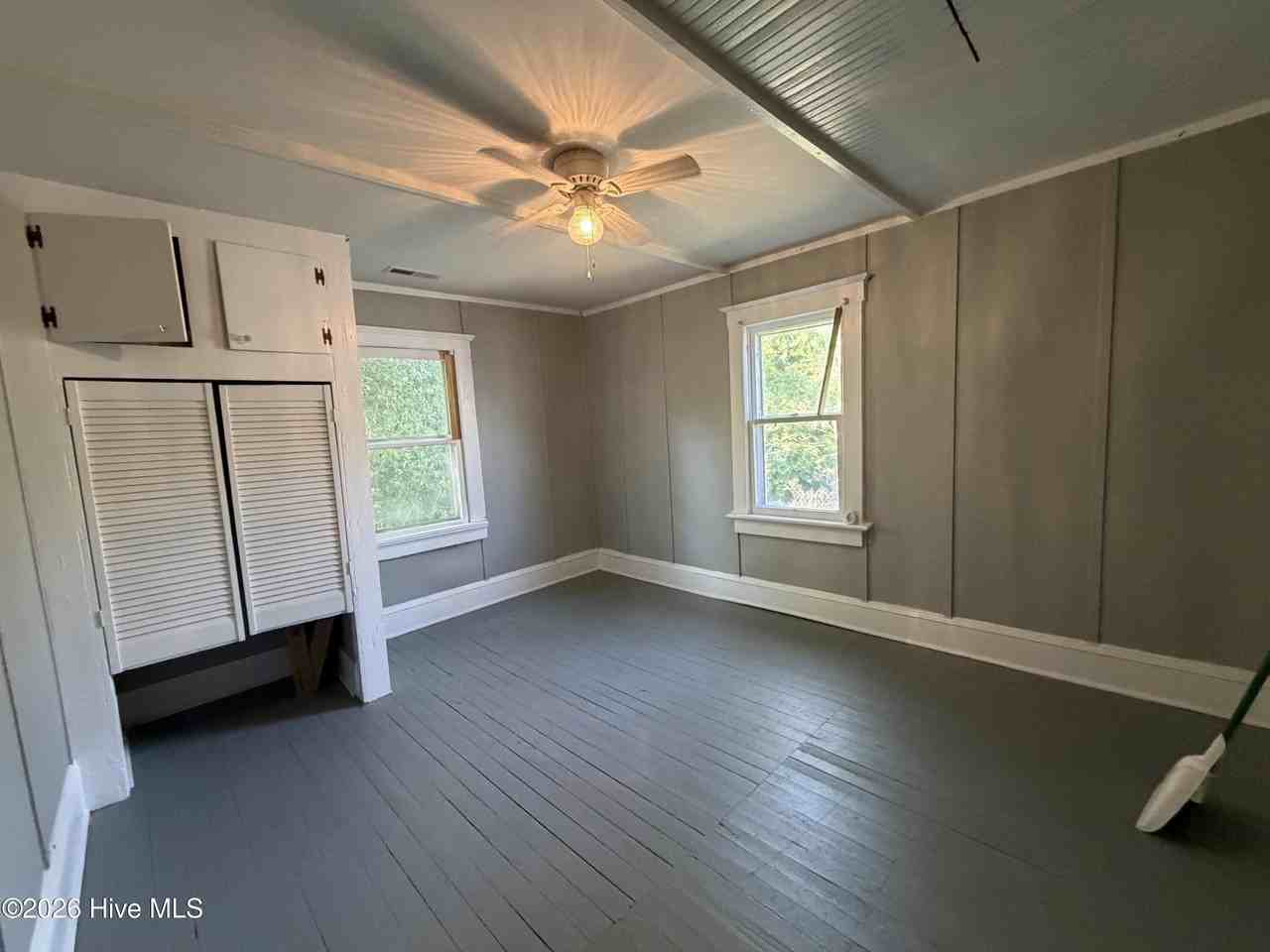 414 Bladen St - Photo 6 of 9